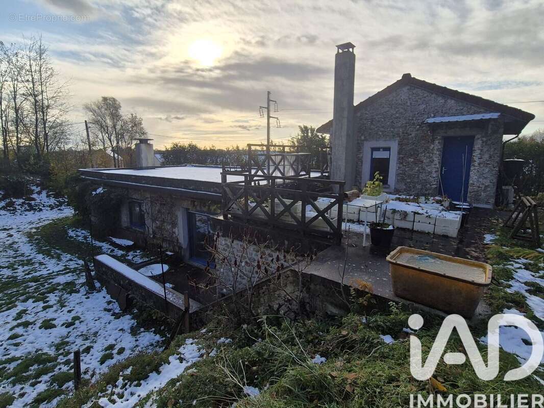 Photo 2 - Maison à LA FERTE-SOUS-JOUARRE