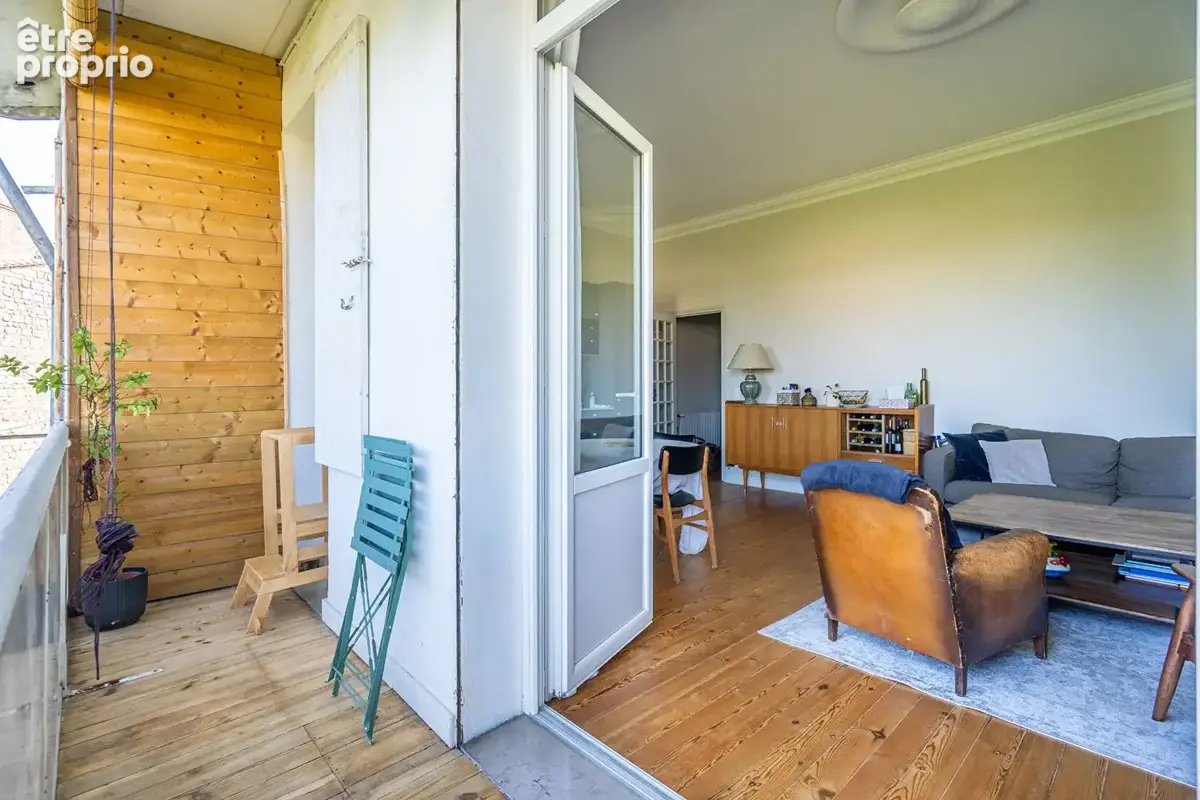 Bordeaux Saint-Seurin - Appartement T4 de 100 m², rénové, avec balcon, cellier et grenier de 13 m² - photo 3