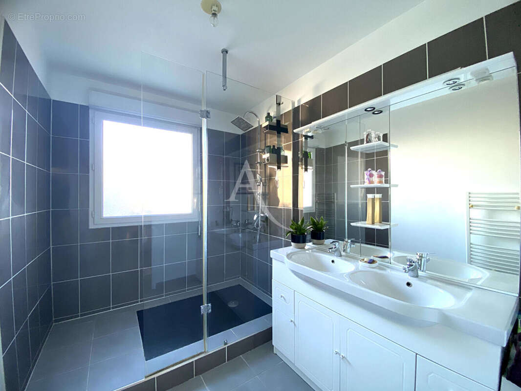 Appartement à GRABELS