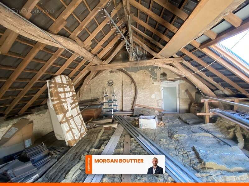 Maison à BEAUMONT-PIED-DE-BOEUF