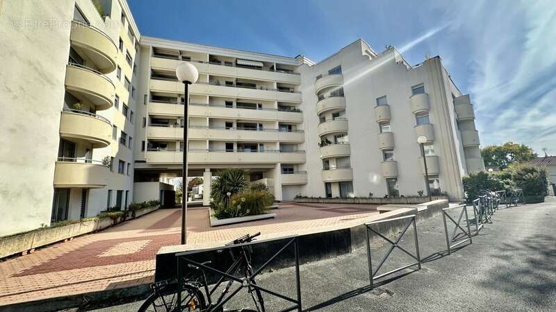 Appartement à BORDEAUX