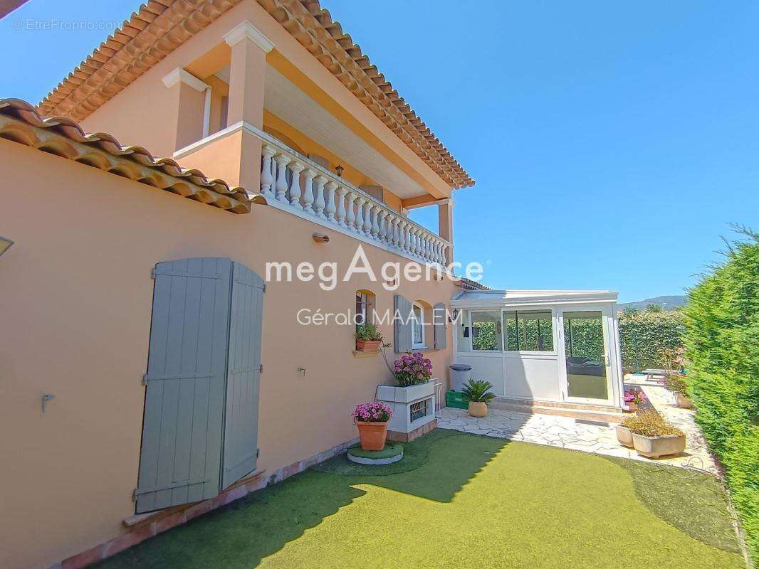 Maison de 130m² avec piscine à Cogolin - photo 7