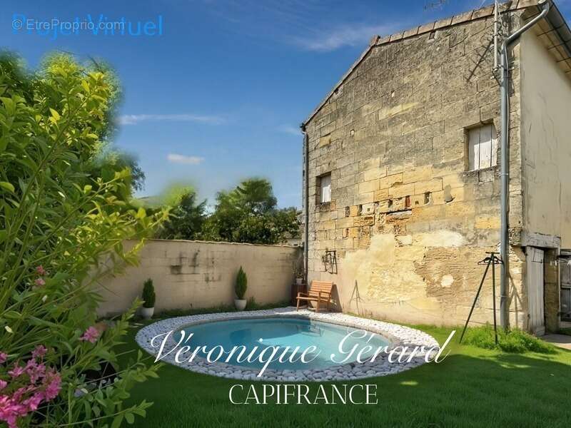 Maison à SAINT-MEDARD-DE-GUIZIERES
