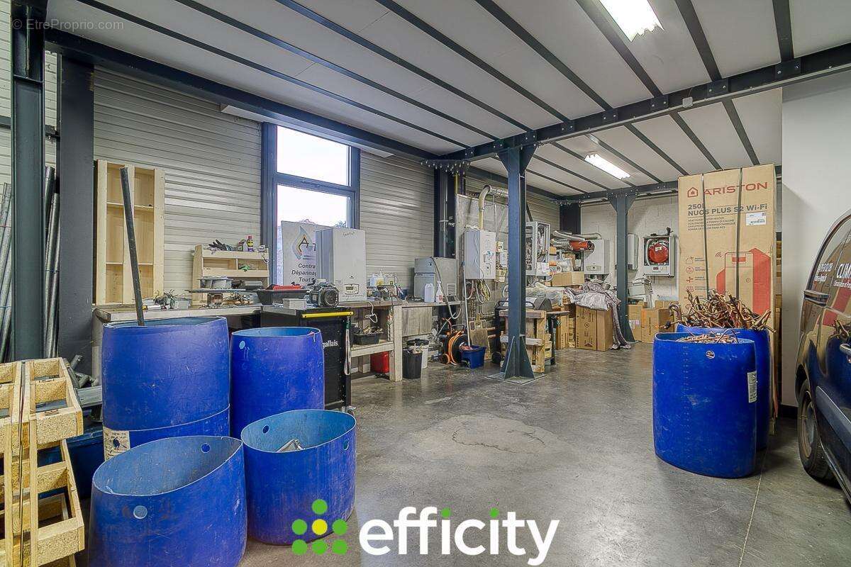 Commerce à DECINES-CHARPIEU