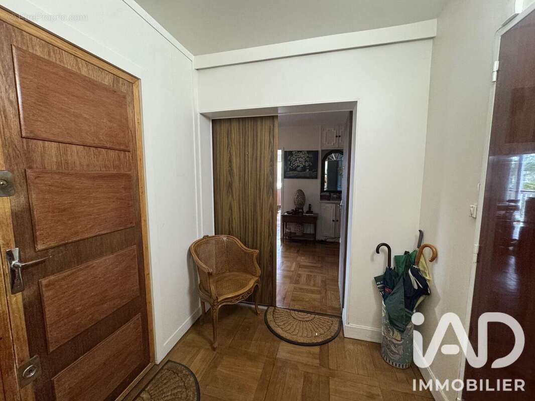 Appartement 79 m² à Avon  - photo 4