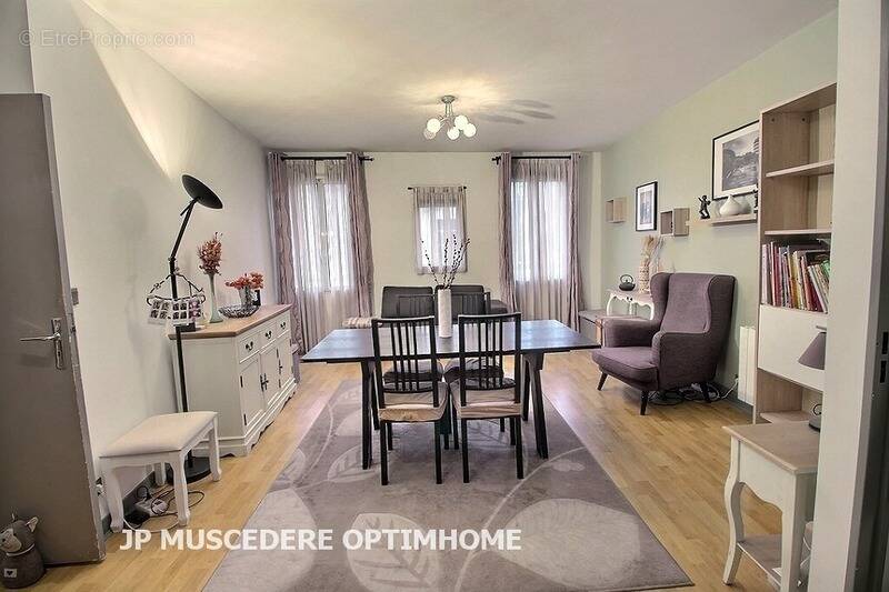 Appartement à PONTOISE