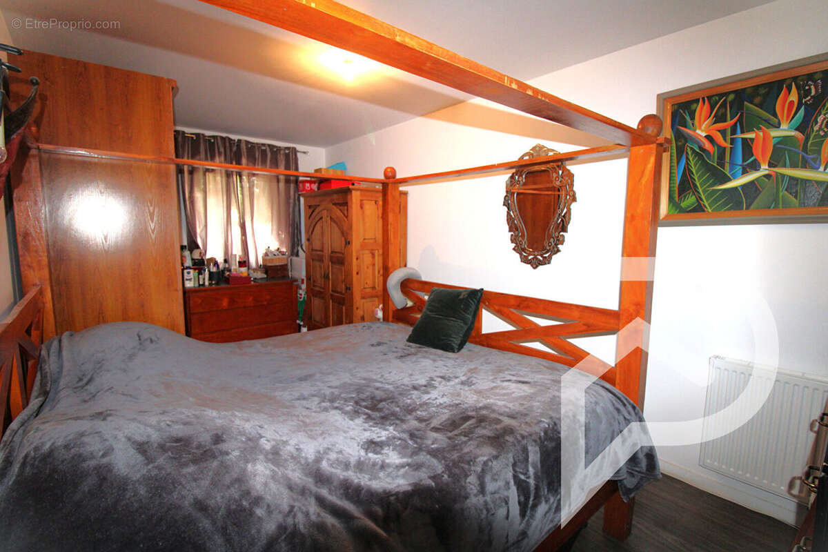 Maison à LACROIX-SAINT-OUEN