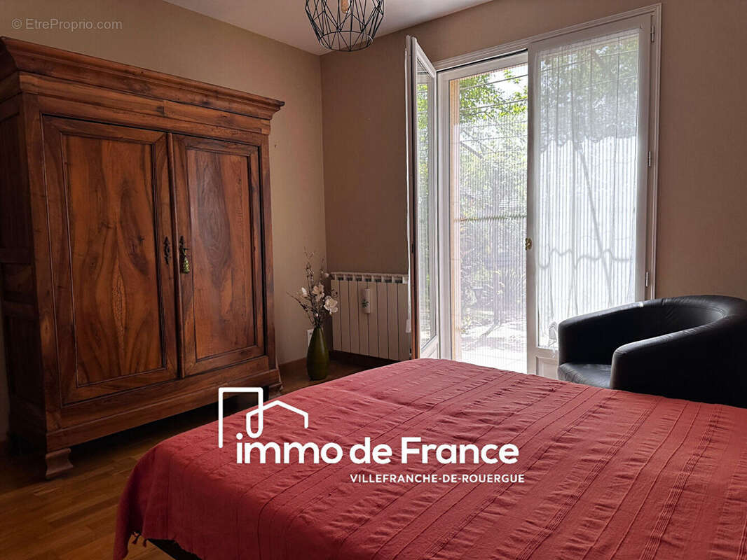 Maison Villefranche De Rouergue 181 m² 3 chambres, sous- sol total sur  4157 m² de terrain - photo 7