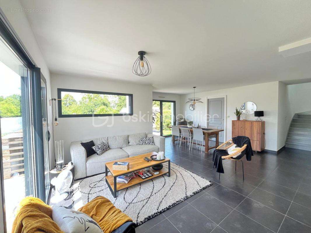 Maison à LE LOROUX-BOTTEREAU