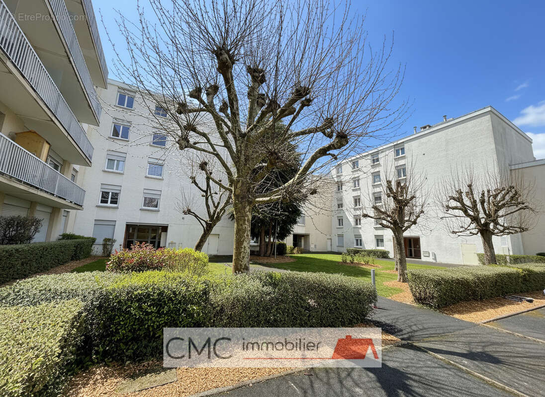 Appartement à MAINVILLIERS