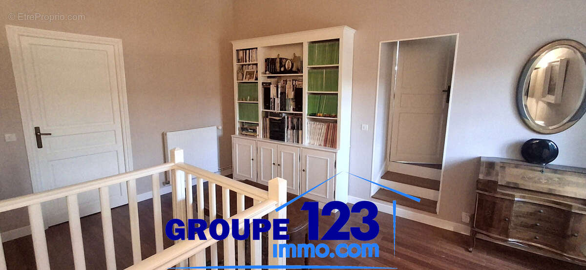 Propriété de charme avec dépendance et jardin arboré. - photo 6