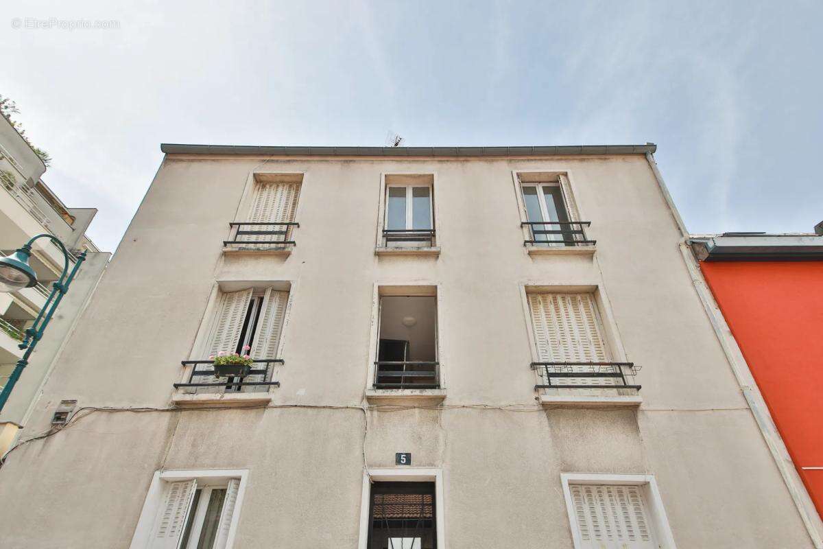 Appartement à MONTROUGE