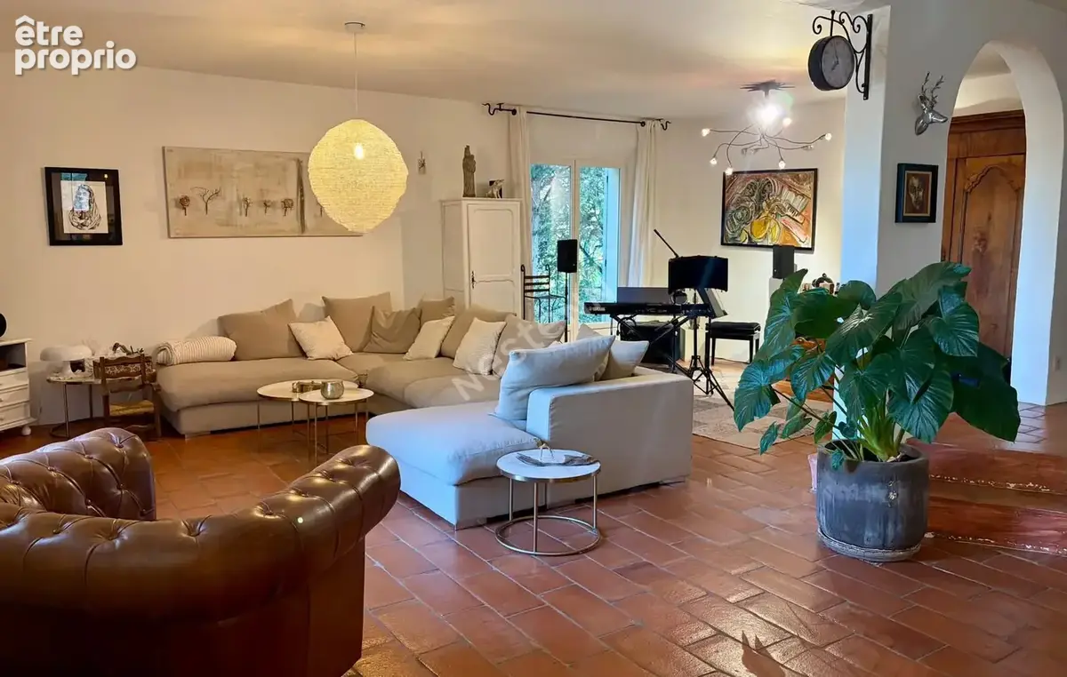 Magnifique maison au calme absolu avec des prestations haut de gamme. - photo 10