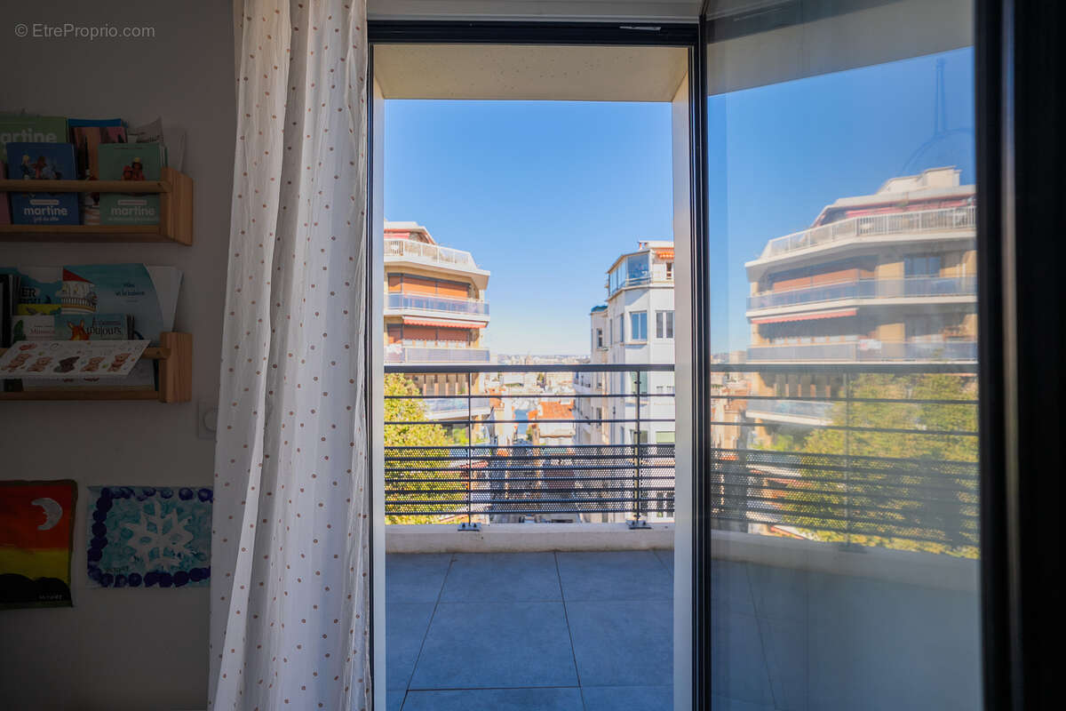 Appartement à MARSEILLE-7E