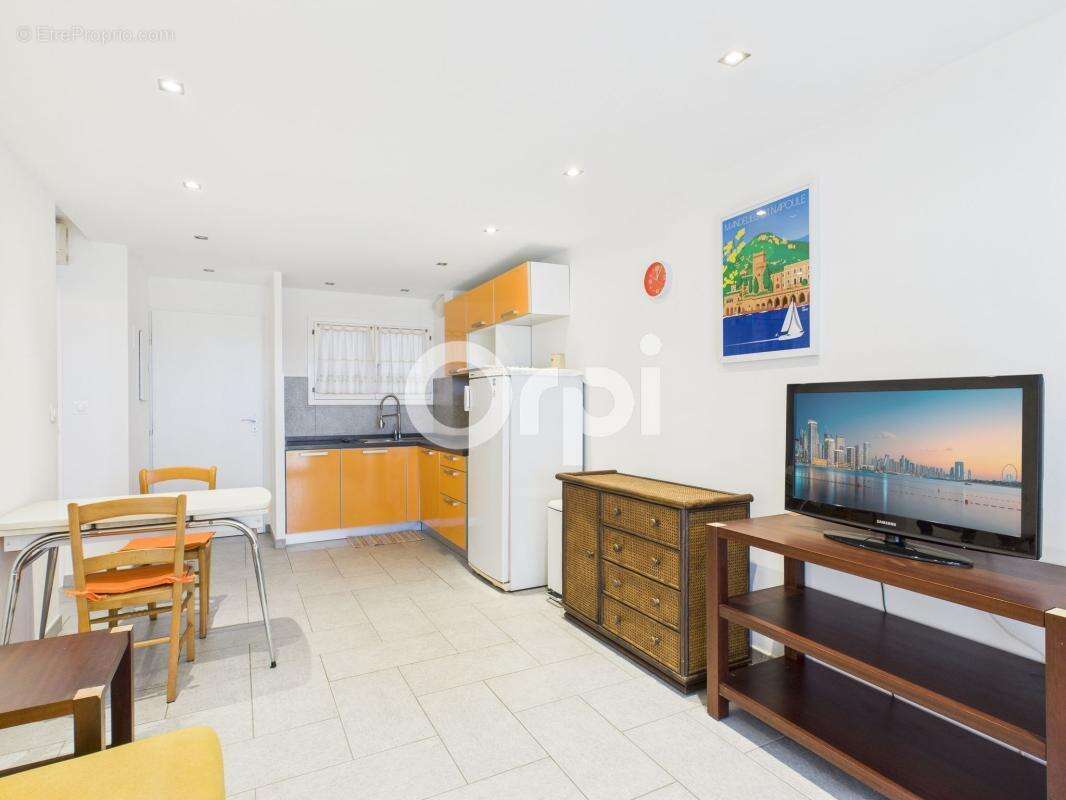 Appartement à MANDELIEU-LA-NAPOULE