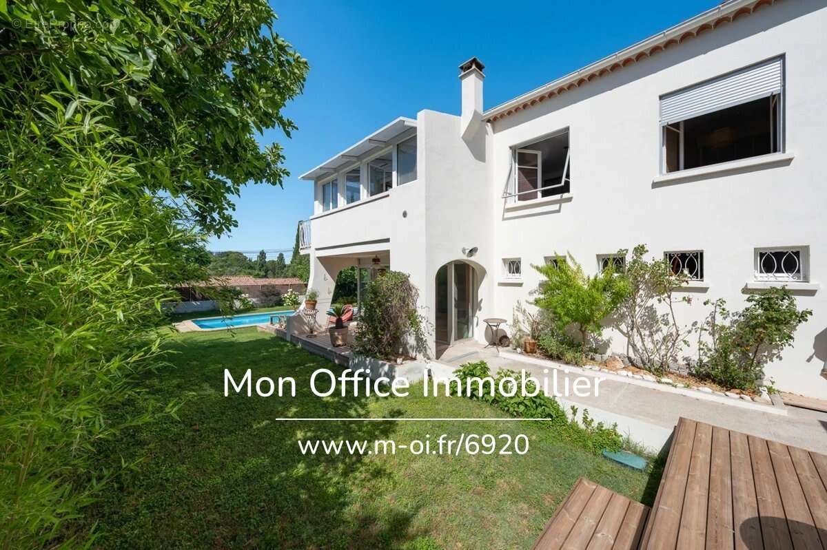 Maison à SAINT-CANNAT