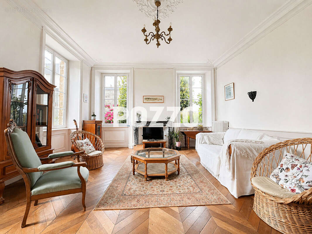 Maison à COUTANCES