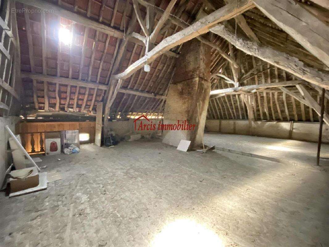 Maison à ARCIS-SUR-AUBE