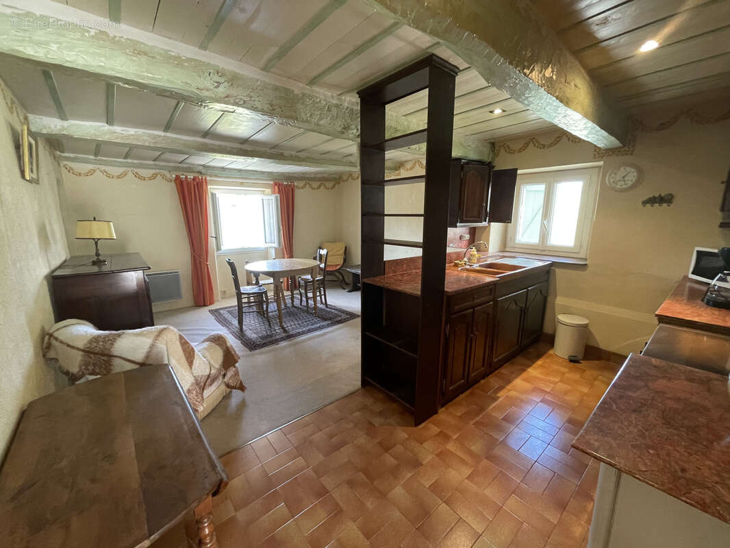 Appartement à VALDEROURE