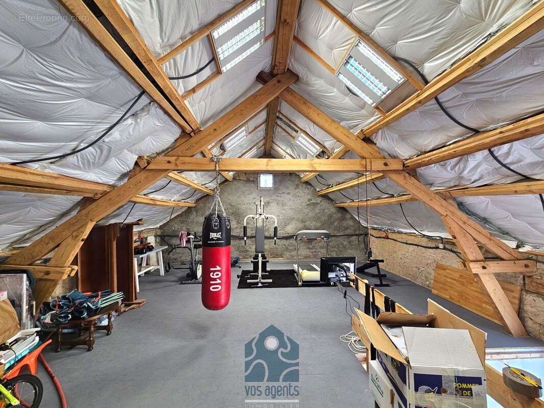 Maison individuelle 5 pièces avec cave, grange, combles aménageables et terrain - photo 11