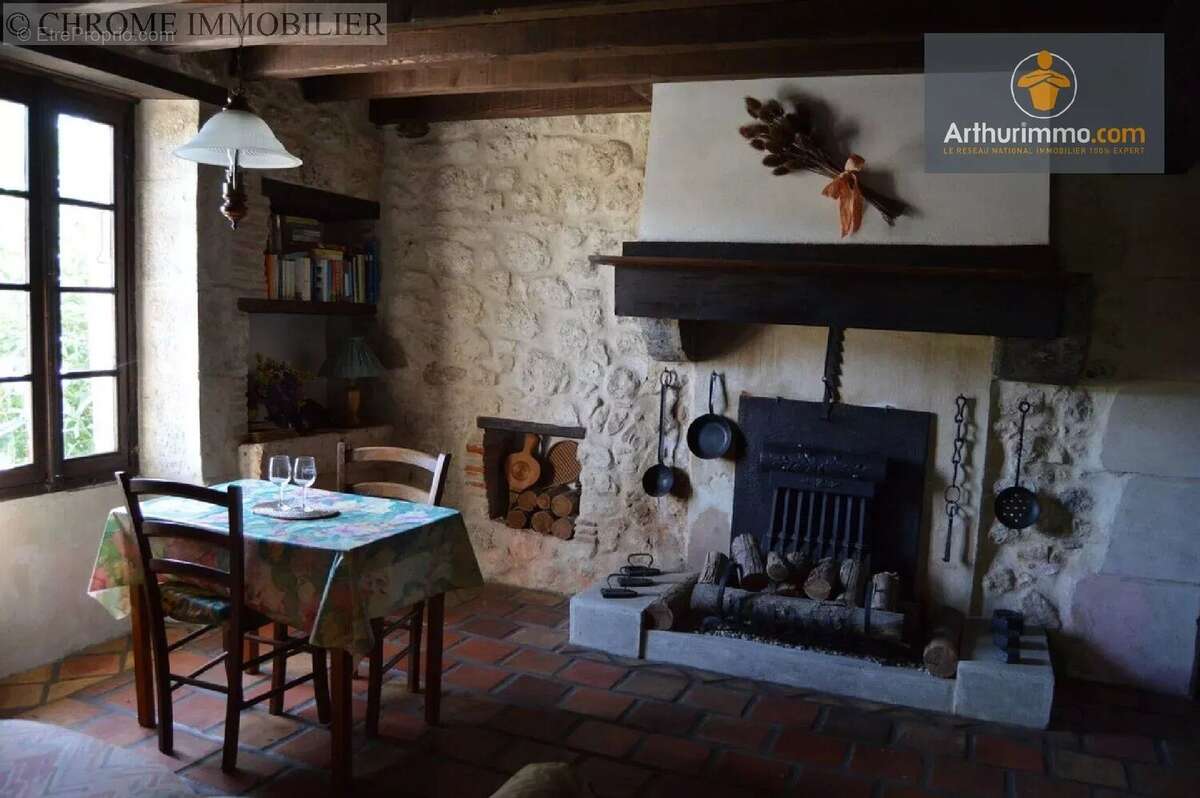 Maison à DURAS