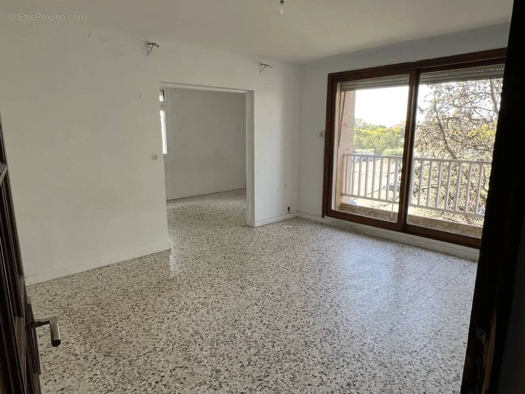 Appartement à BEAUCAIRE