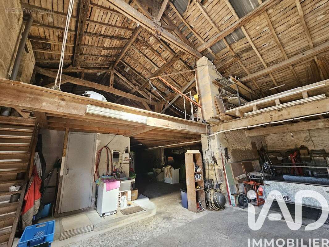 Maison 91 m² à Sainte-Colombe  - photo 3