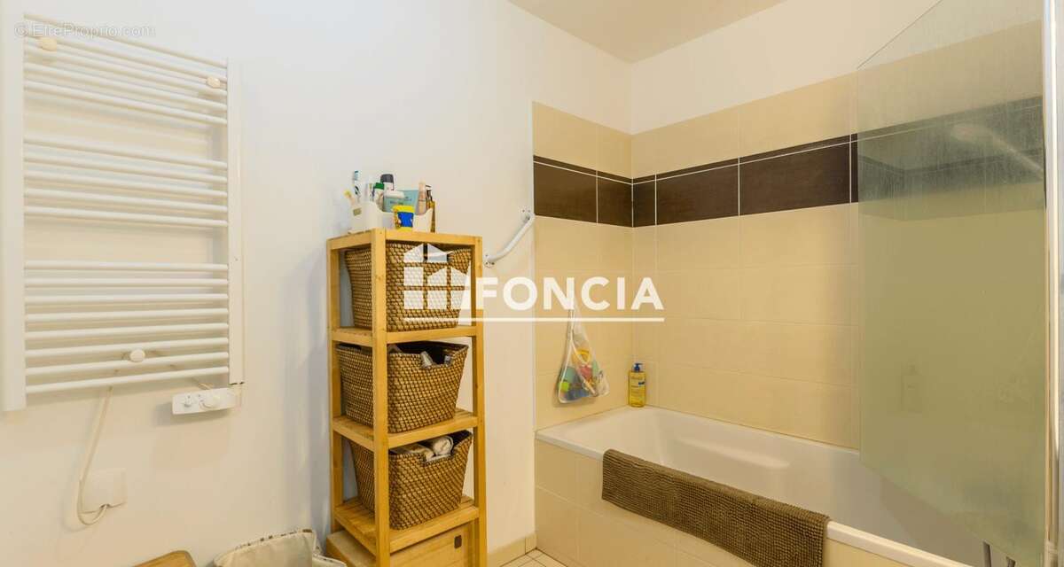 Appartement à LE RAINCY