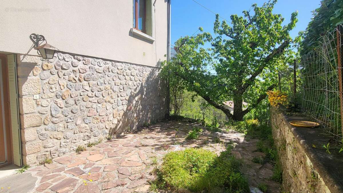 Maison à LARGENTIERE