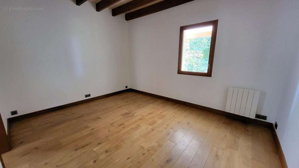Maison à MONTPON-MENESTEROL