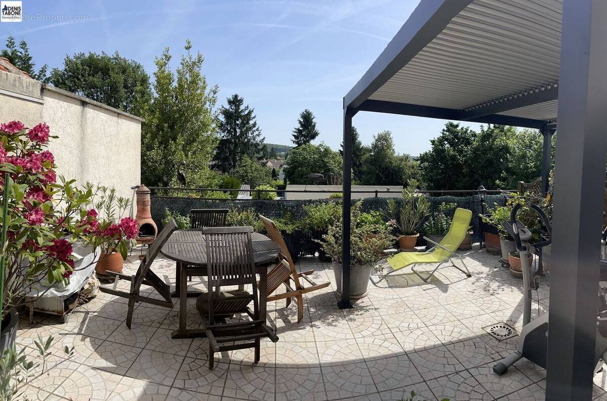 Appartement à SAINT-PRIX