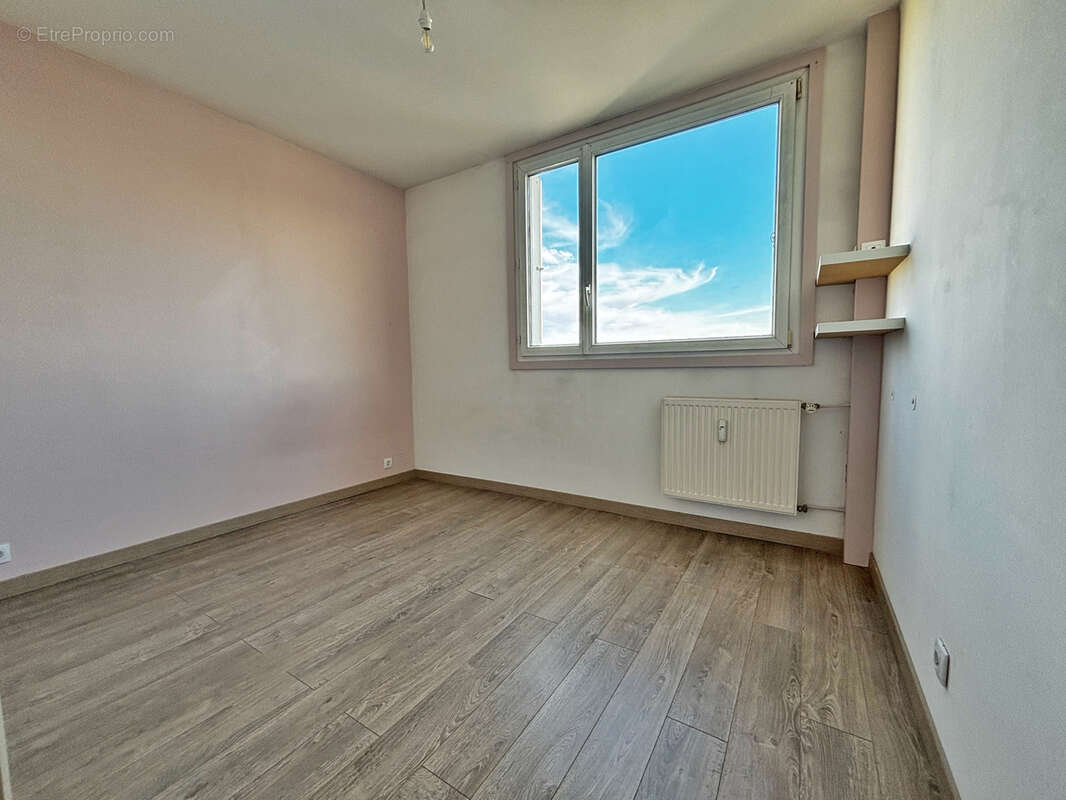 Appartement à LYON-8E