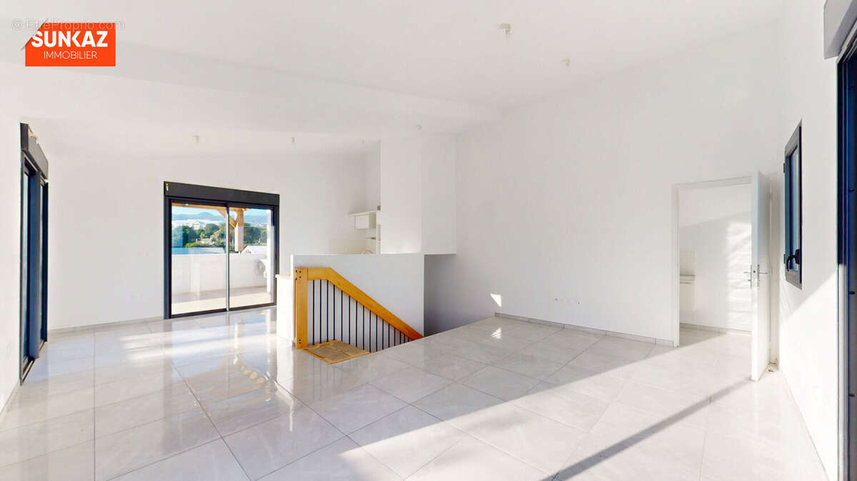 Appartement à SAINT-PIERRE