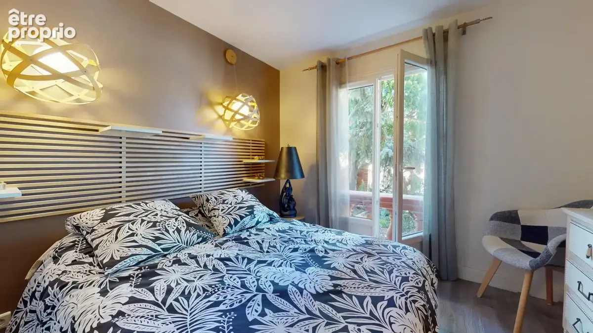 Belle maison 152 m2 avec piscine et garage. - photo 11