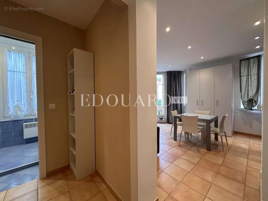 Appartement à MENTON