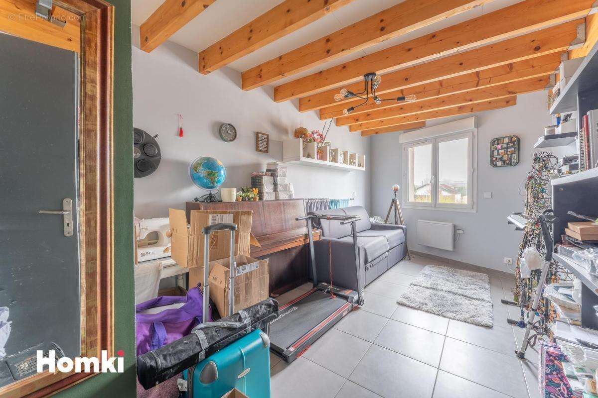 Appartement à VILLENAVE-D'ORNON