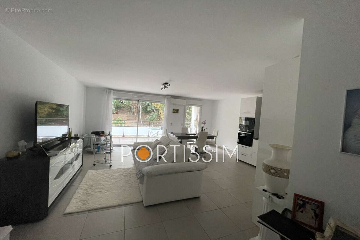 Appartement 66 m² à Cagnes-Sur-Mer  - photo 4