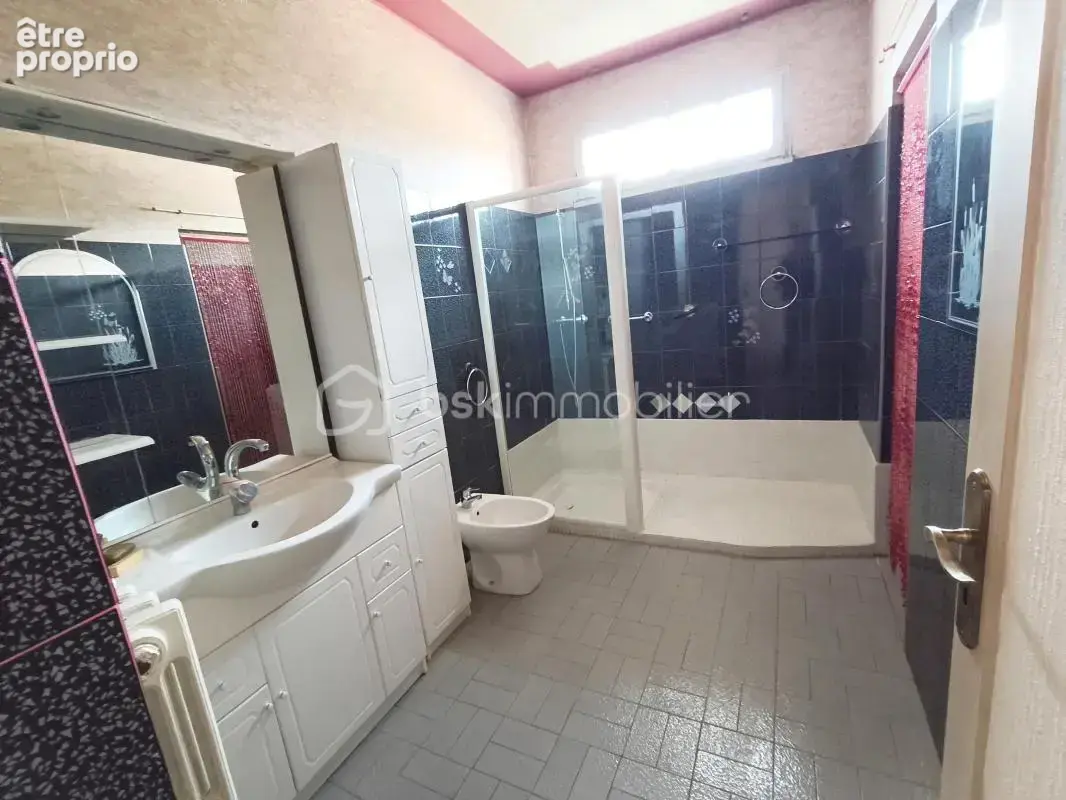 Villa  sur 1500 m² de terrain - photo 7
