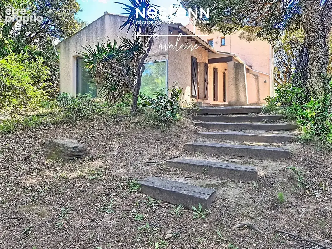 Maison 6 pièces de 134 m², secteur calanque à Cavalaire Sur Mer proche des plages - photo 6
