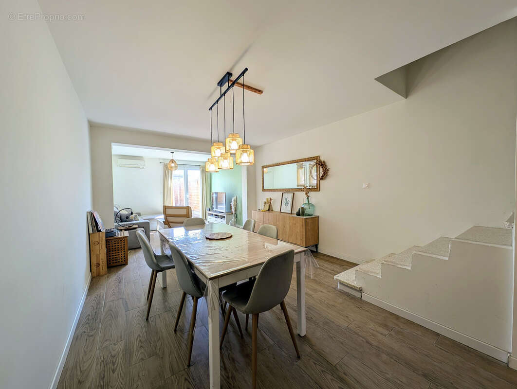 Maison à LEZIGNAN-CORBIERES