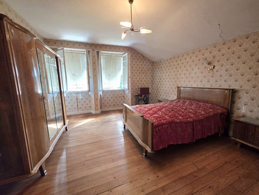 à Champagney Maison 107m2 3 Chambres 10 ares 39 centiares - photo 5