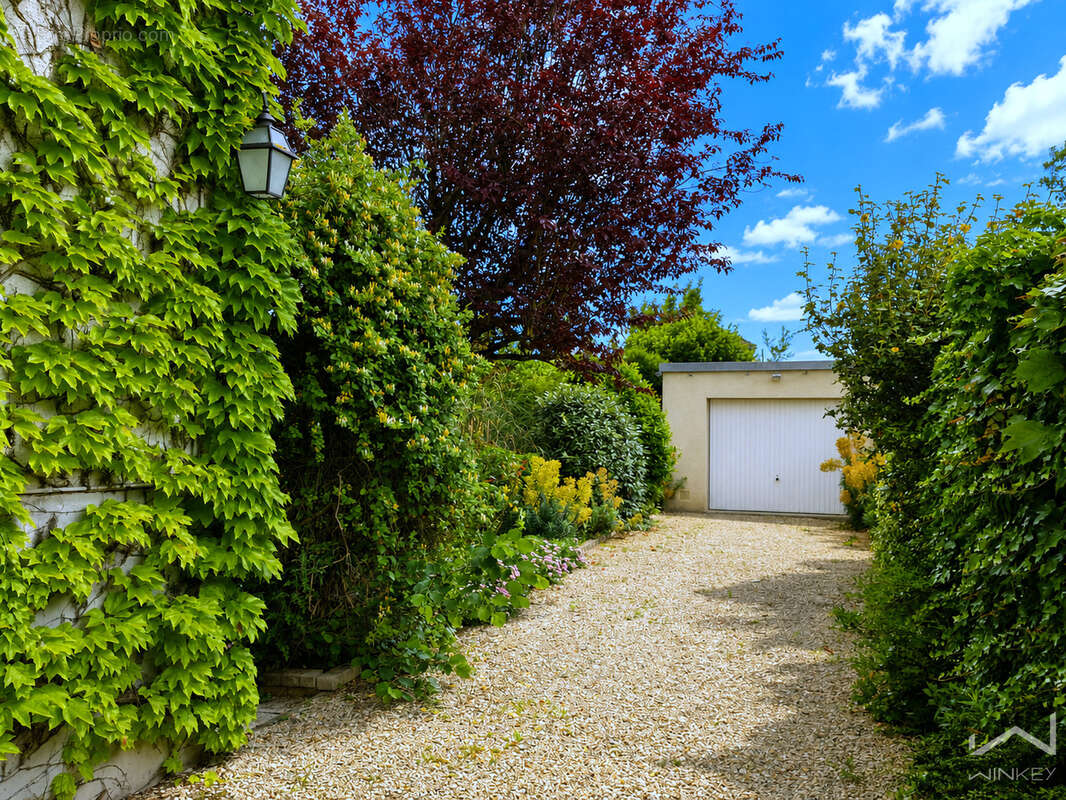 Maison à BOIS-D'ARCY