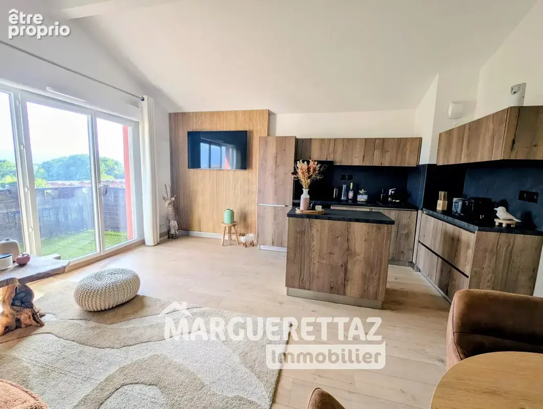 T3 58m² avec balcon dernier étage - photo 3