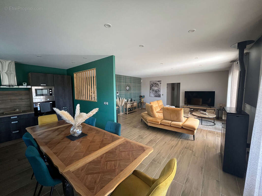 Maison à CHANCELADE