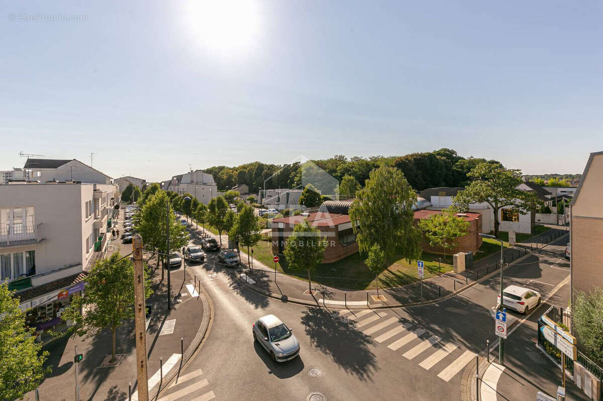 Appartement à PONTAULT-COMBAULT