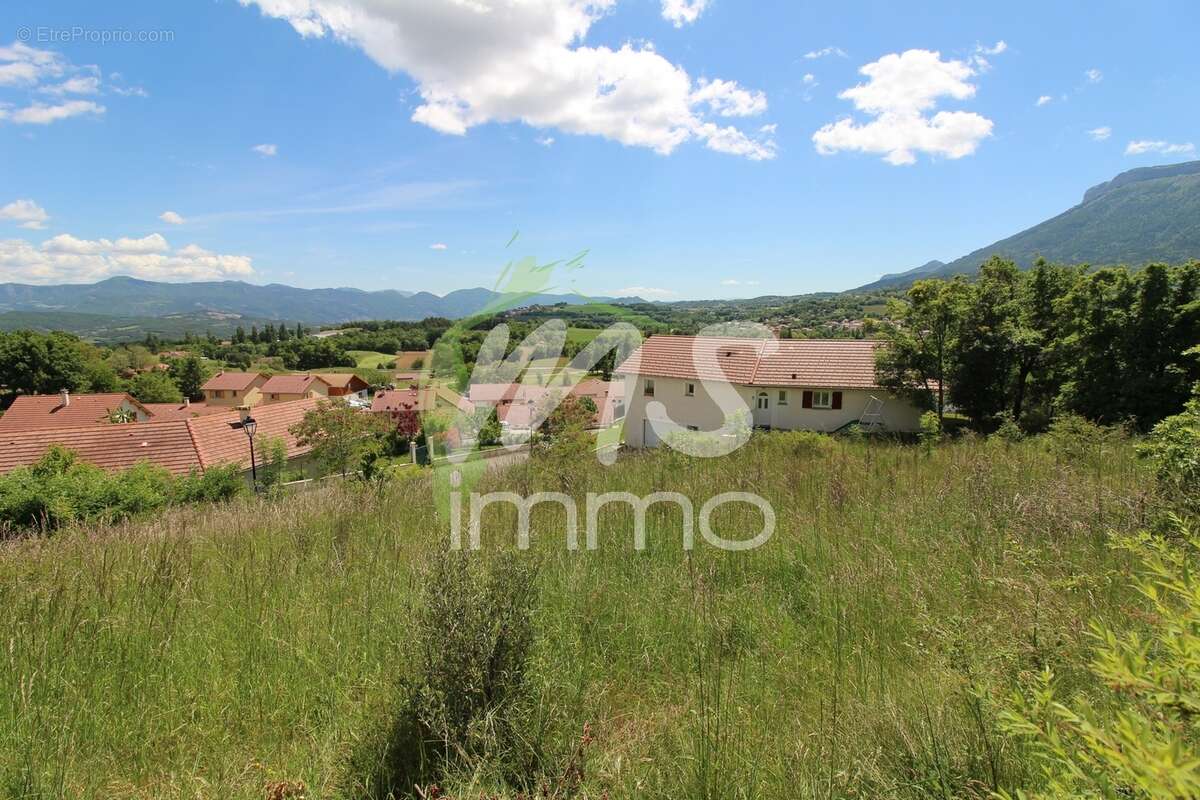 Terrain à LA FREISSINOUSE