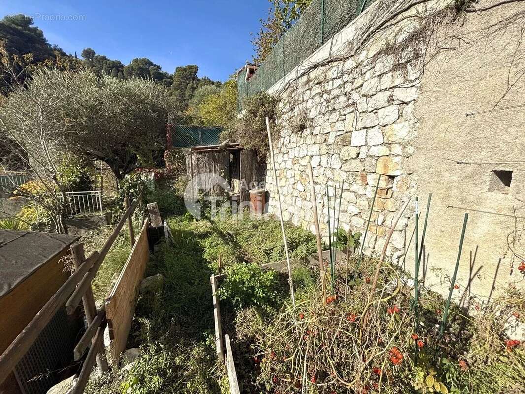 Maison à SAINT-ANDRE-DE-LA-ROCHE