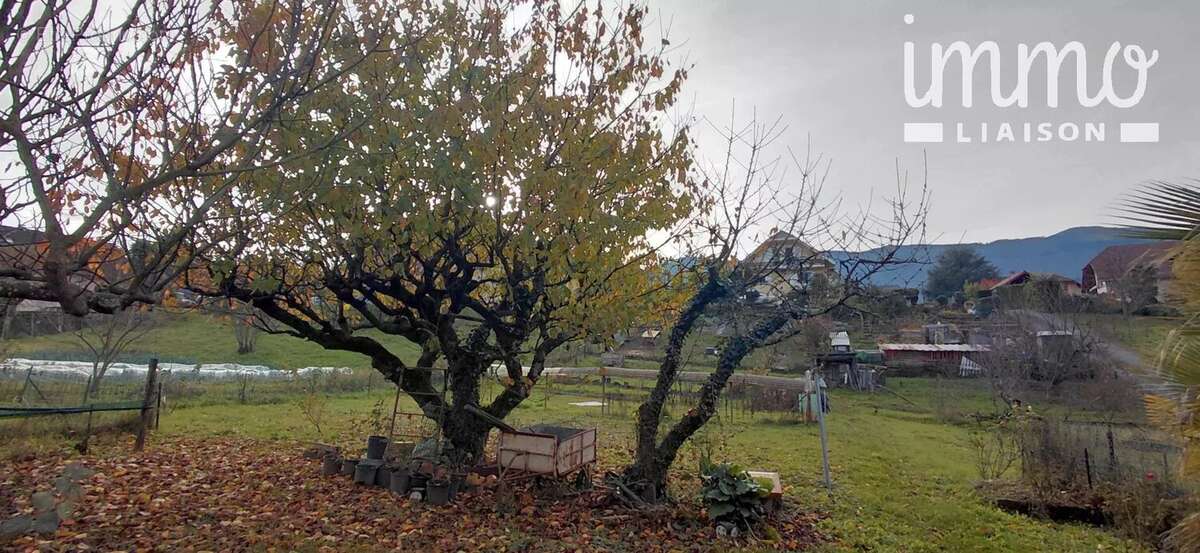 Appartement à BRISON-SAINT-INNOCENT