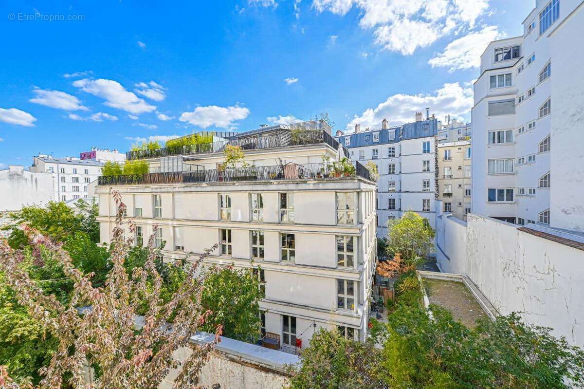 Appartement à PARIS-11E