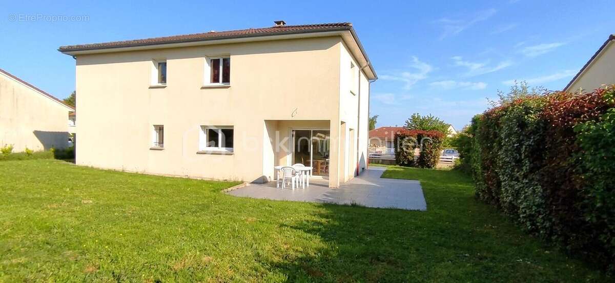 Maison à YTRAC